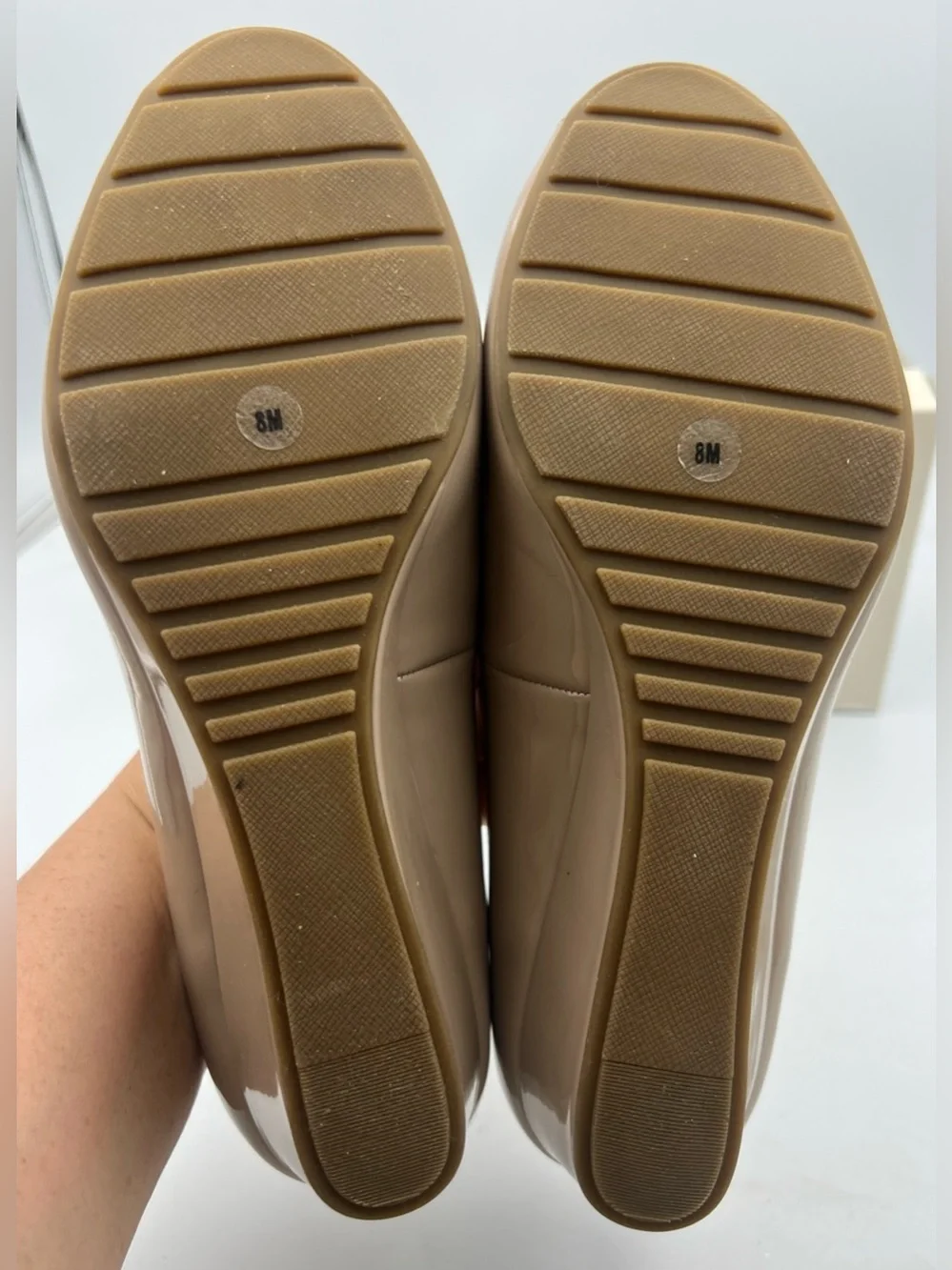 Bandolino Candra 3 Wedge Vegan Heel Peep Toe Women Shoes Size 8M, Taupe NEW